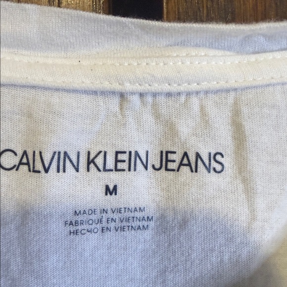 Calvin Klein White Short Sleeve Tee - Picture 4 of 4